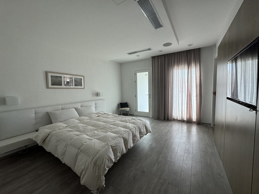 Sliema Furnished Apartment's Image 5