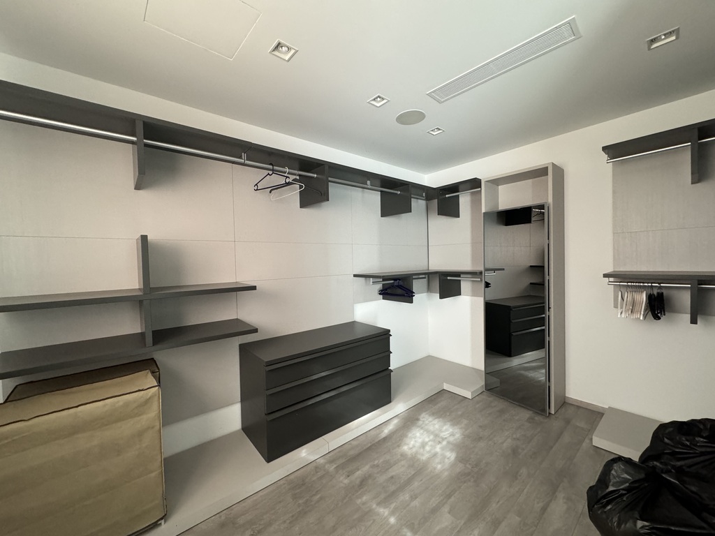 Sliema Furnished Apartment's Image 7