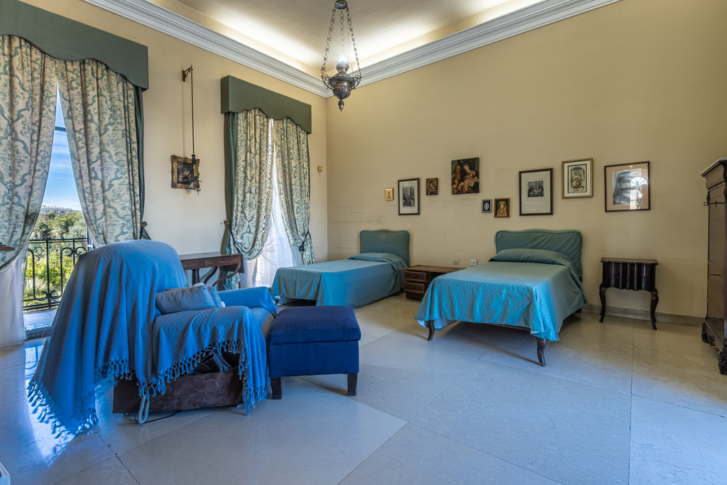 Ta' Xbiex Finished Semi-detached Villa's Image 25