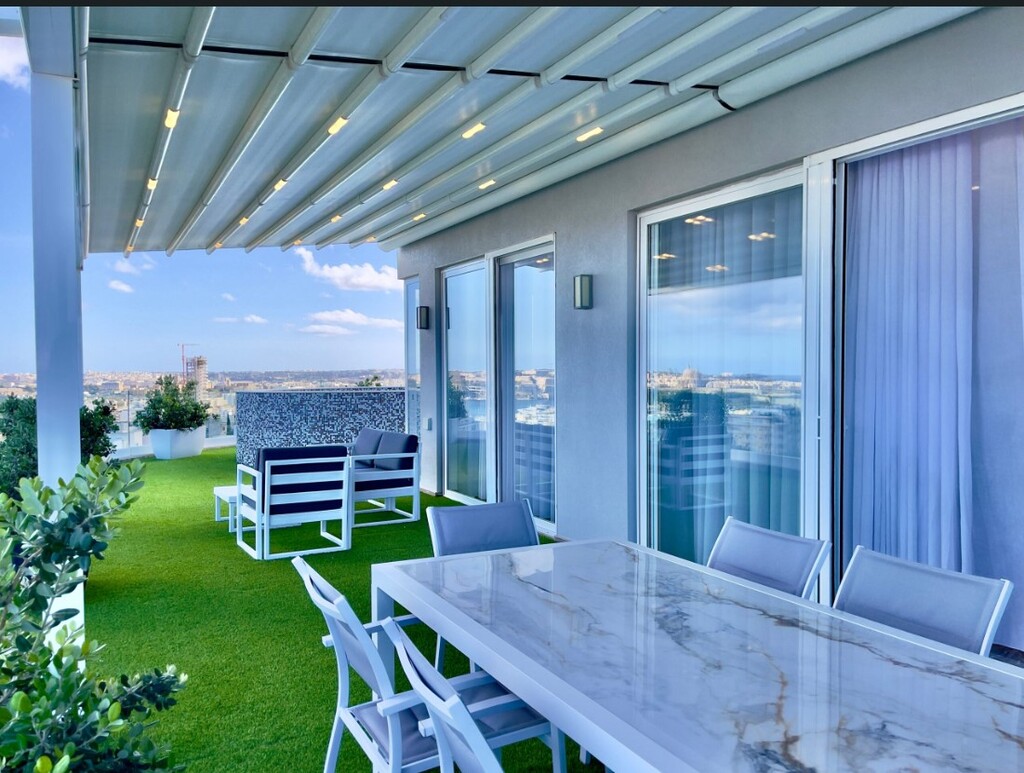 St.Julians-penthouse-to-let-5-oyster-christie's