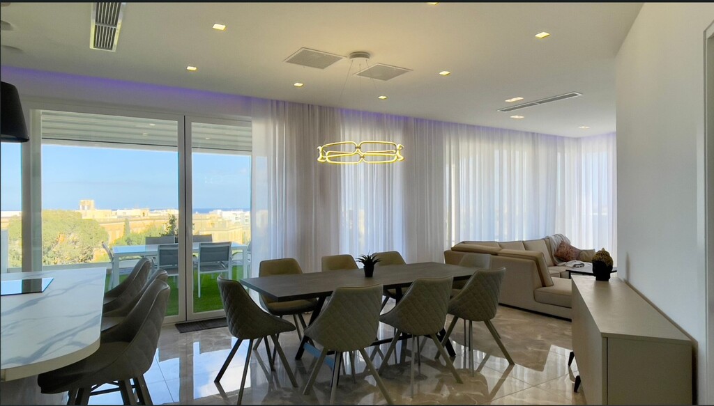 St Julians Furnished Penthouse's Image 5