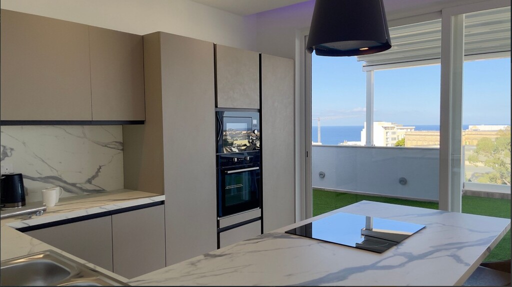 St Julians Furnished Penthouse's Image 7