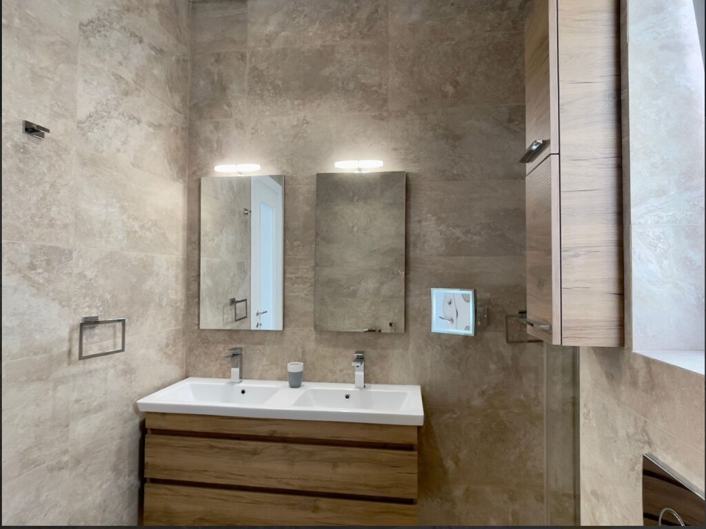 St Julians Furnished Penthouse's Image 18
