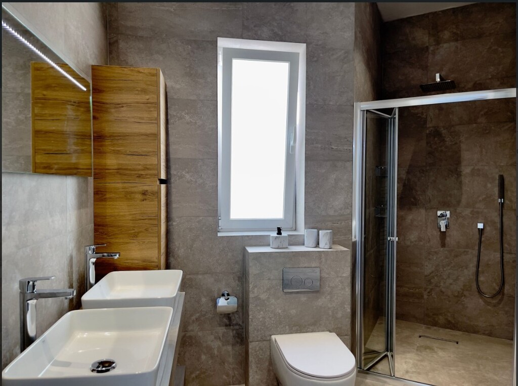 St Julians Furnished Penthouse's Image 21