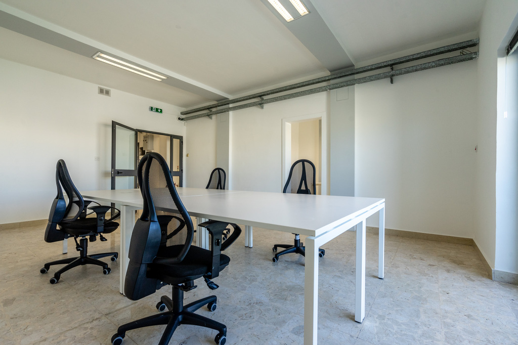 Pieta-office-to-let-5
