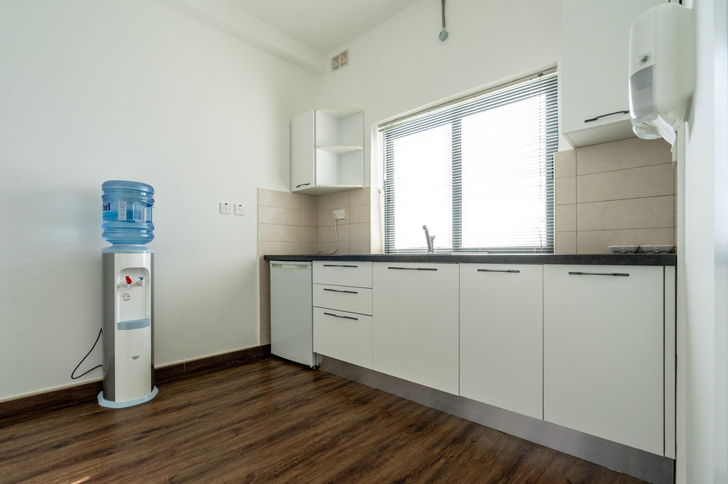 Pieta Fully Equipped Office's Image 8