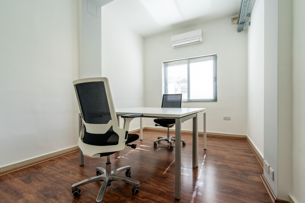 Pieta Fully Equipped Office's Image 6