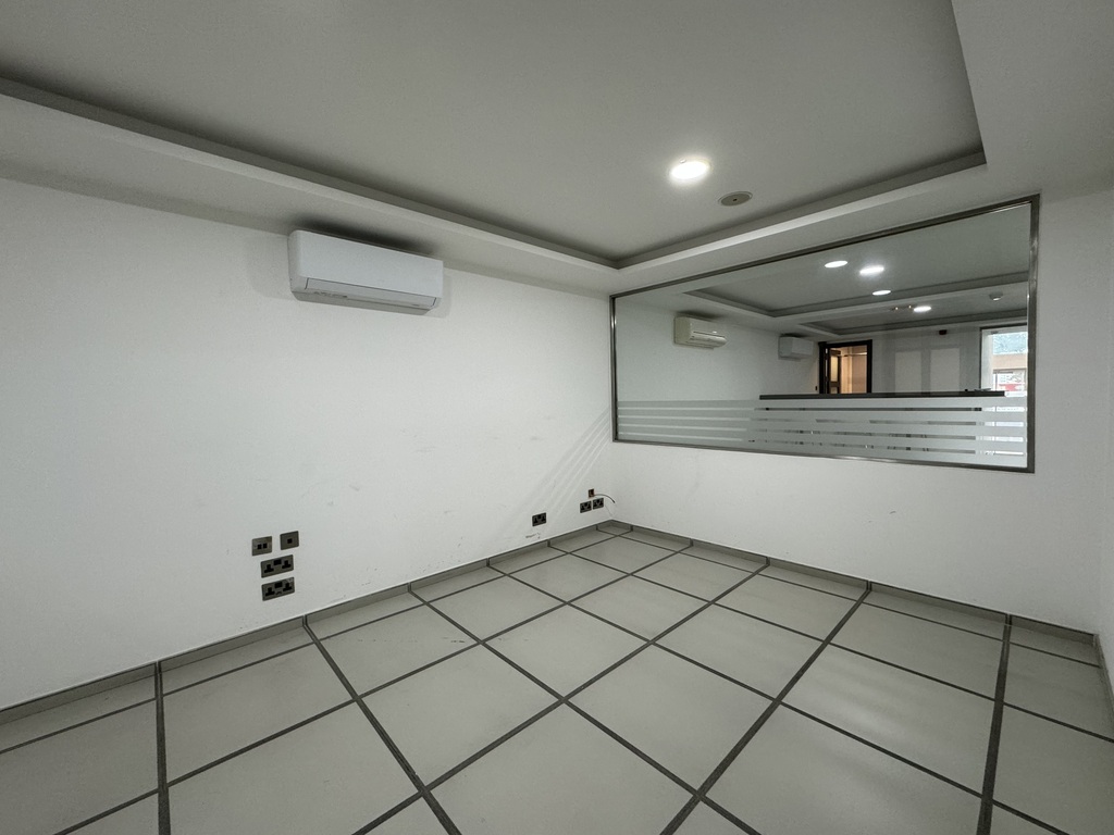 Sliema Seafront Office's Image 5