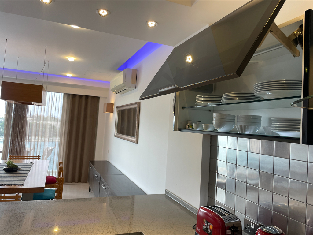 Sliema Seafront Apartment's Image 9