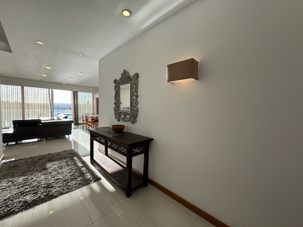 Sliema Seafront Apartment's Image 6