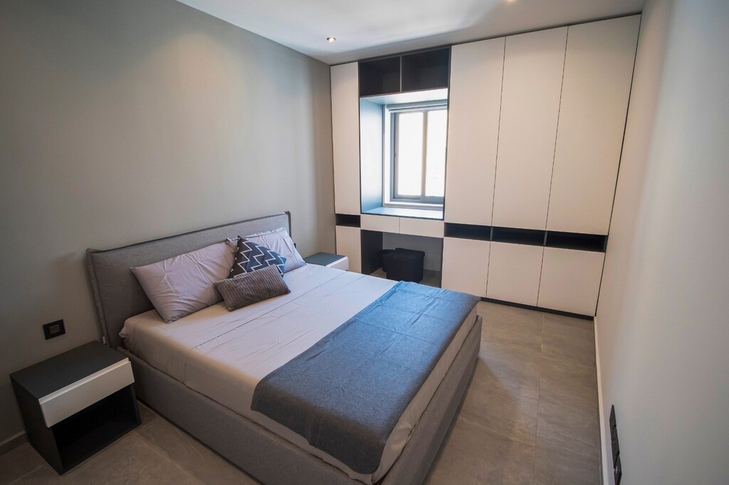 St Julians Luxury Apartment's Image 16