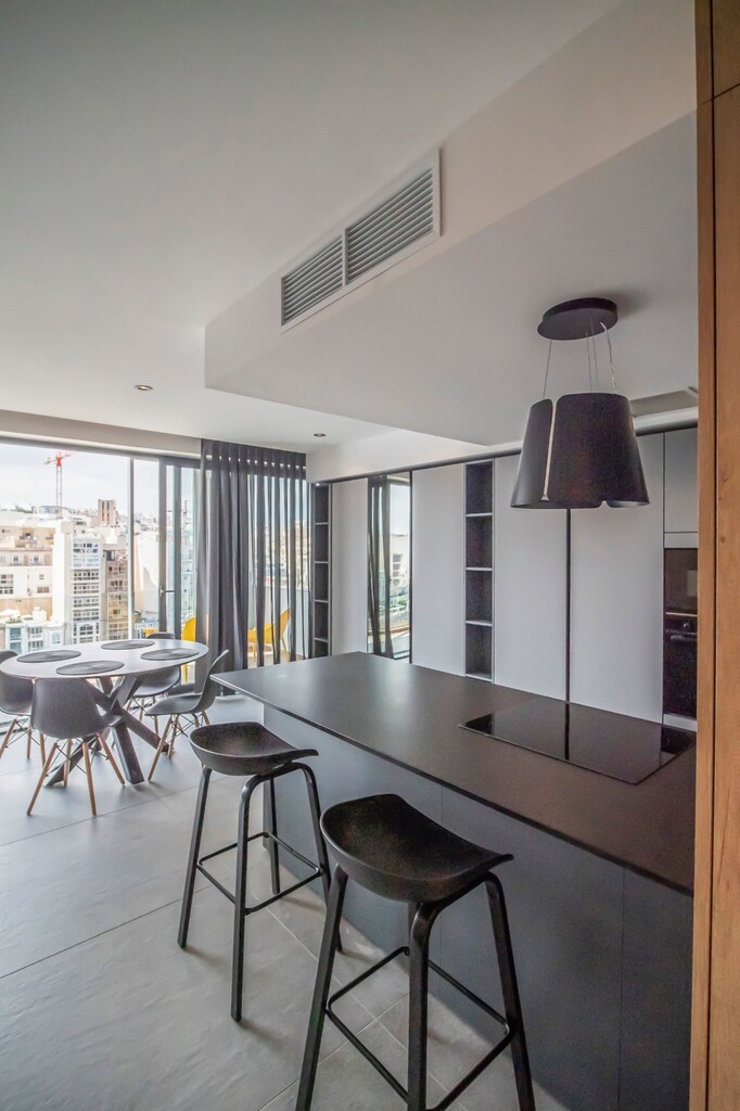 St Julians Luxury Apartment's Image 10