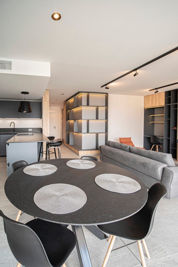 St Julians Luxury Apartment's Image 3