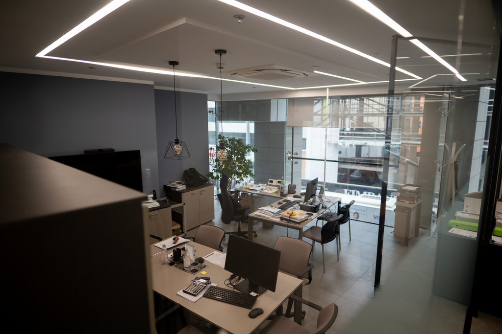 Pender Gardens Finished Office's Image 5