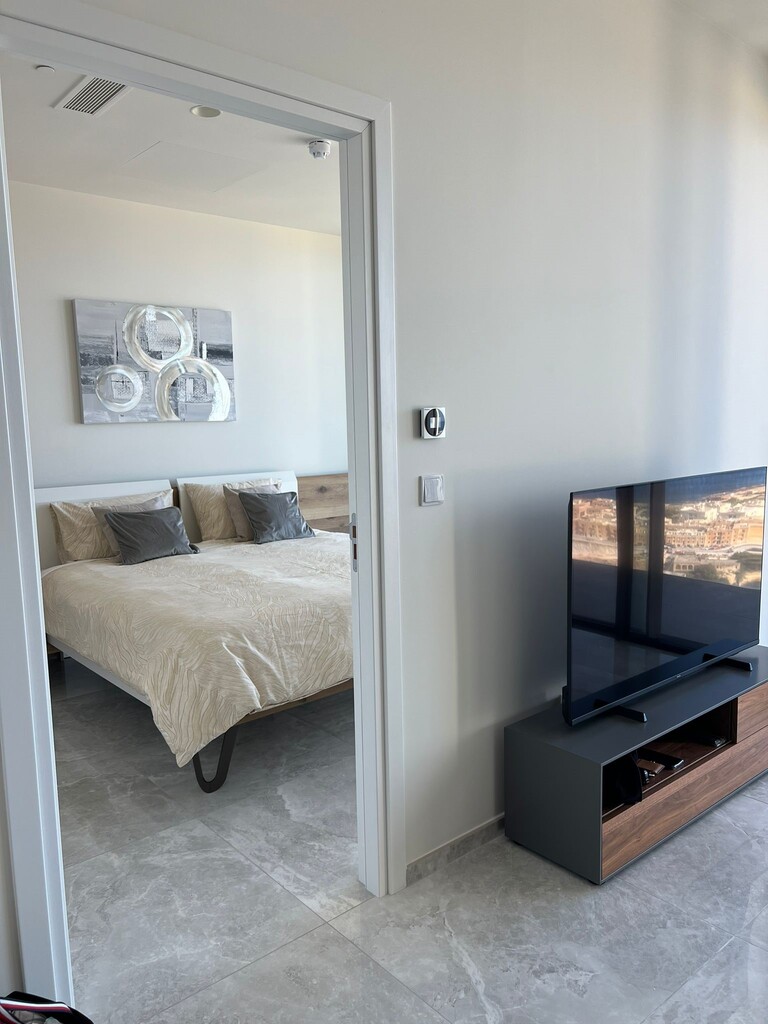 Mercury Towers Furnished Apartment's Image 6