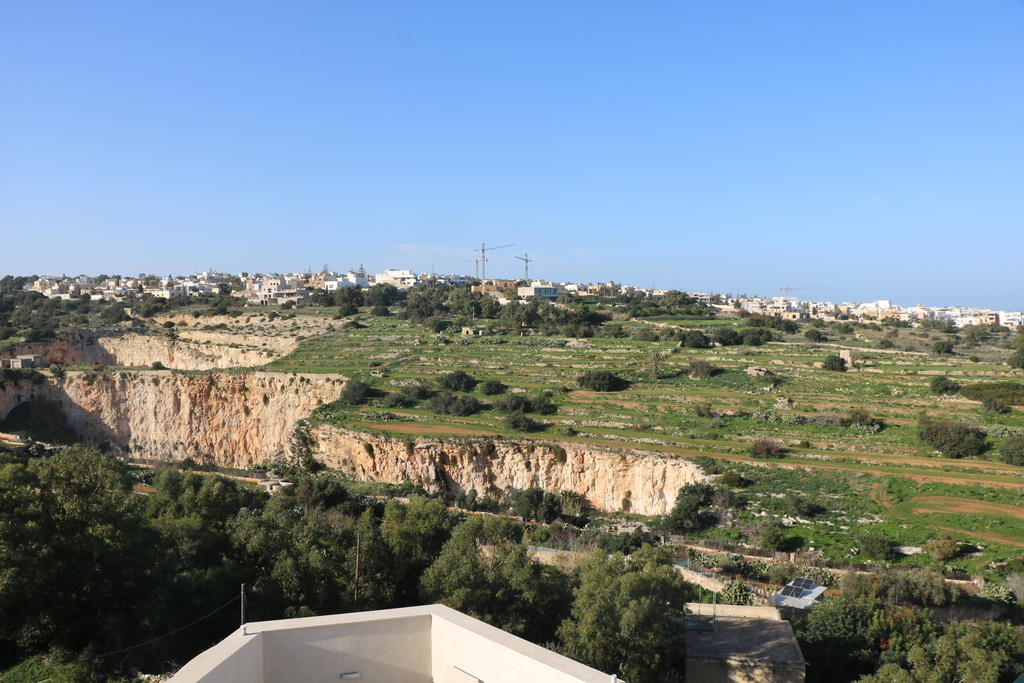 San-Gwann-penthouse-to-let-10