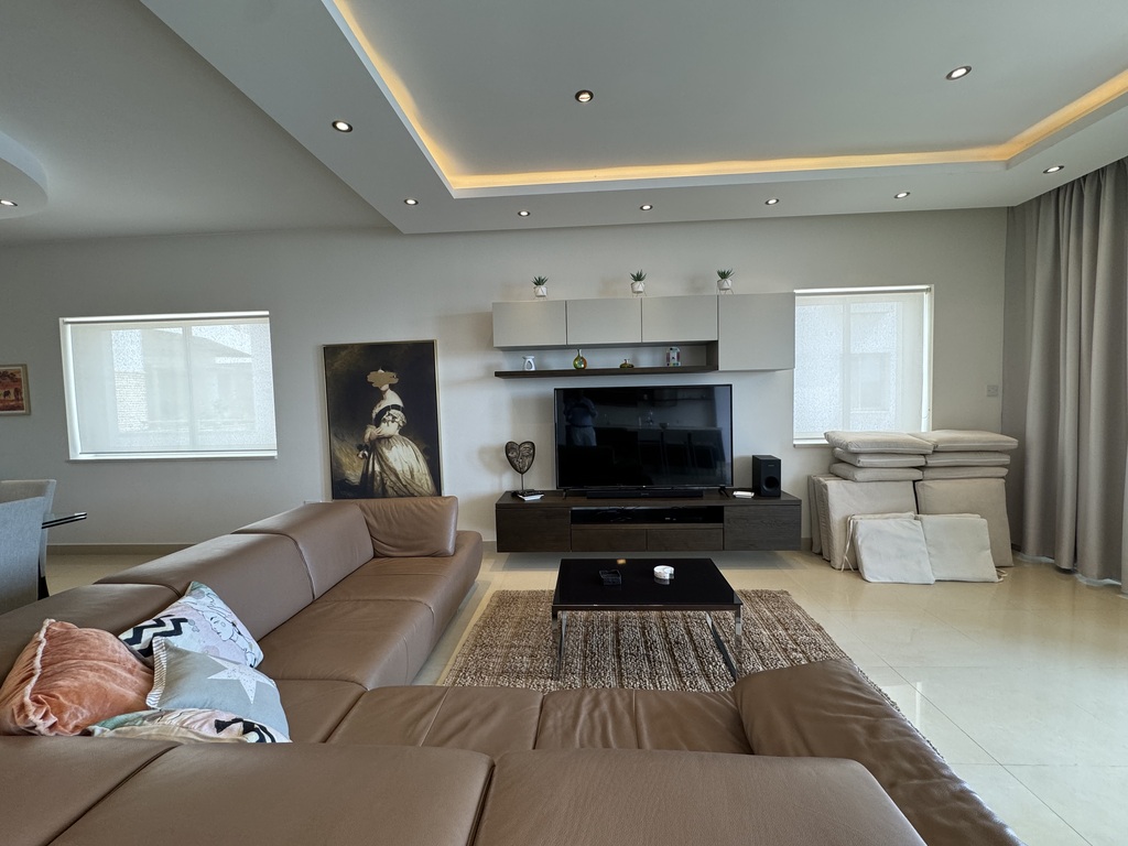 sliema-apartment-to-let-6-oyster-christies