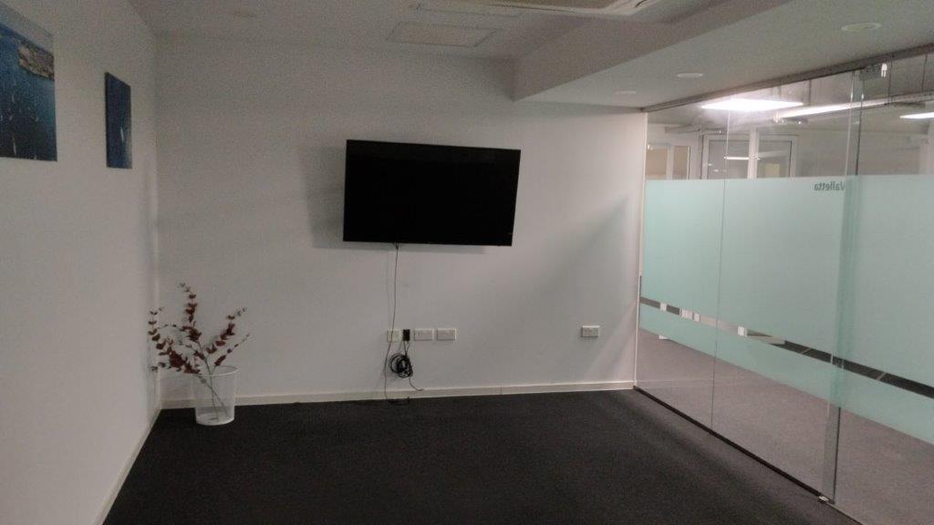 Mriehel Fully Equipped Office's Image 3