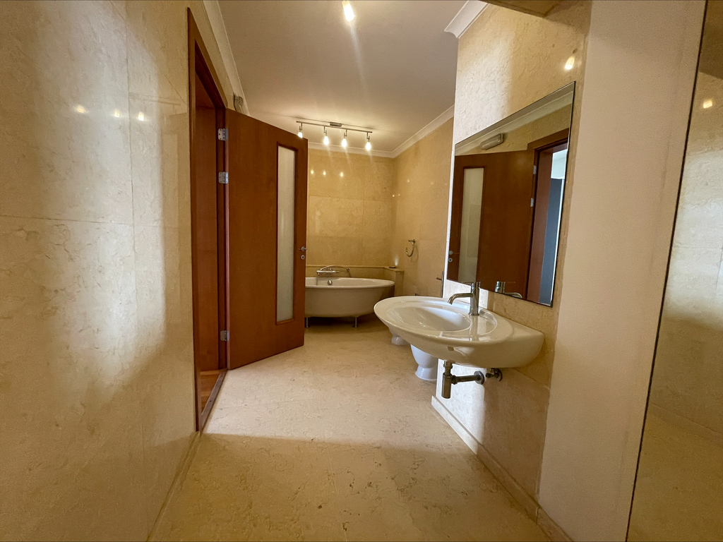 Sliema, Finished Duplex Penthouse's Image 5