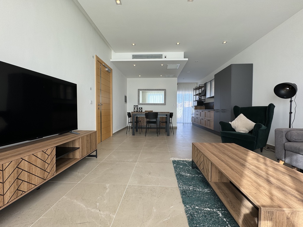 Sliema Seafront Penthouse's Image 7