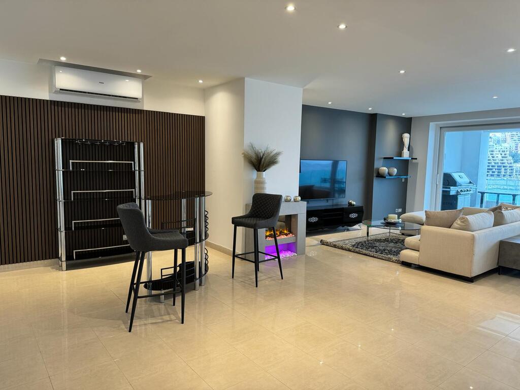 Xemxija Furnished Apartment's Image 7