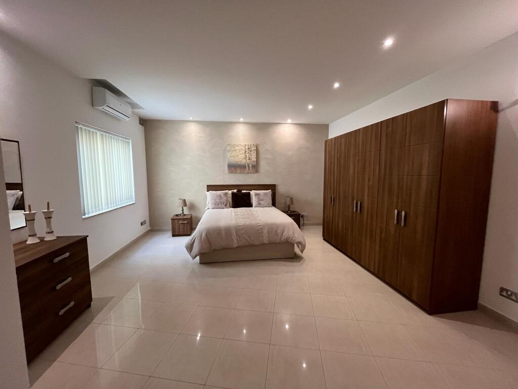 Xemxija Furnished Apartment's Image 15