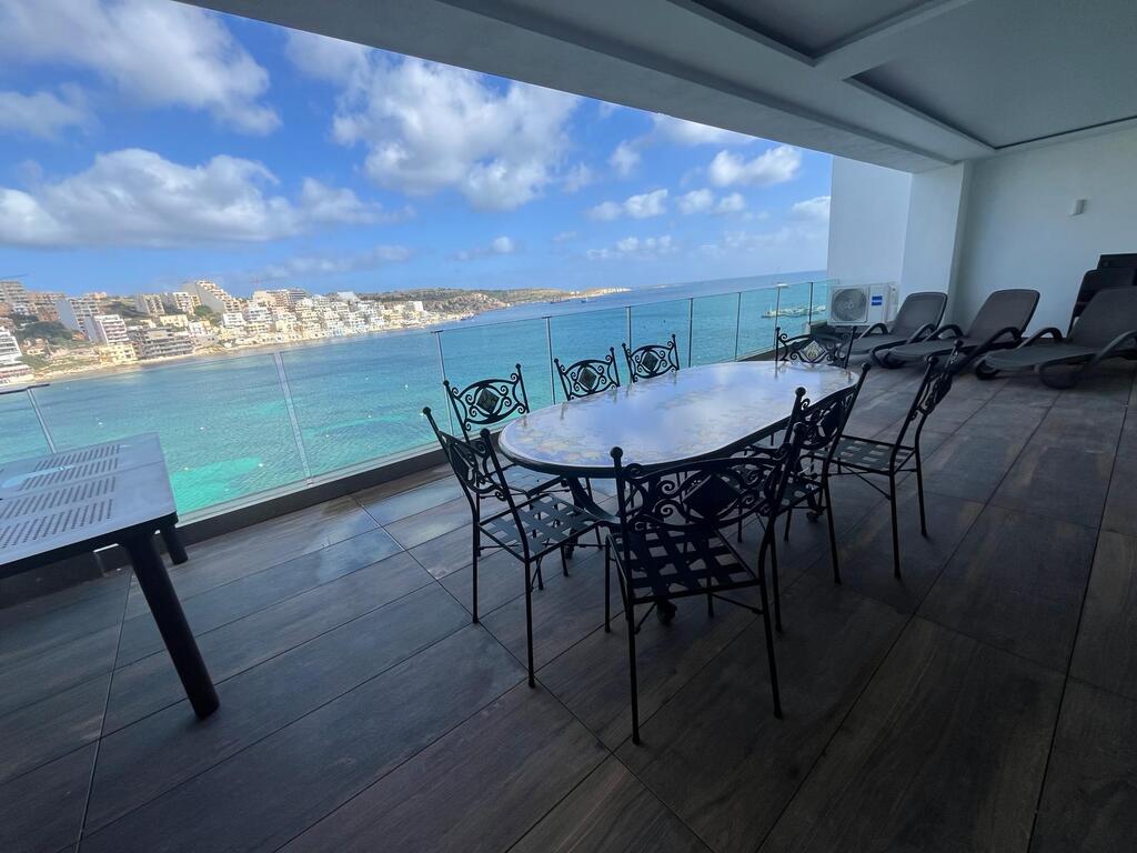 Xemxija_apartment_to_let-Malta_with_indoor_pool-oyster_christie's