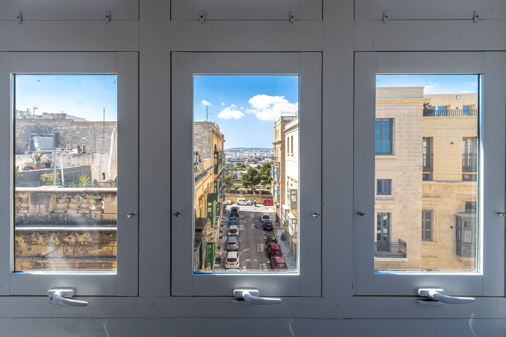 Valletta Furnished Apartment's Image 20