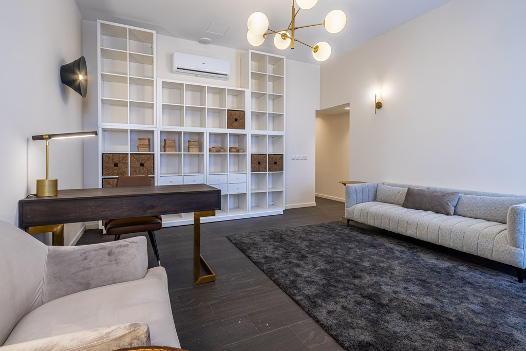 Valletta_apartment_to_let-property_with_airconditioning-oyster_christie's