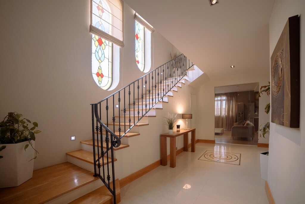 Ibragg Furnished Semi-detached Villa's Image 3