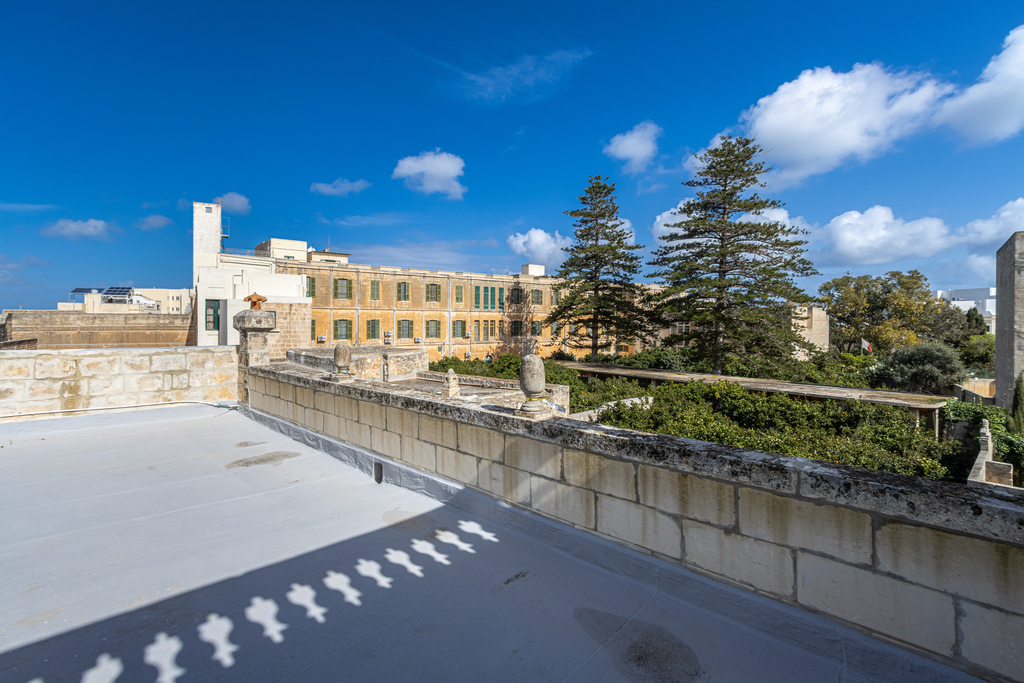 Naxxar Converted Town House's Image 19