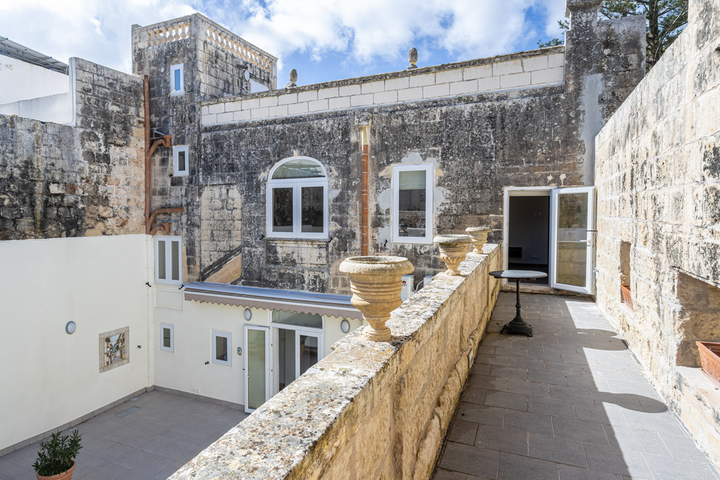 Naxxar Converted Town House's Image 18