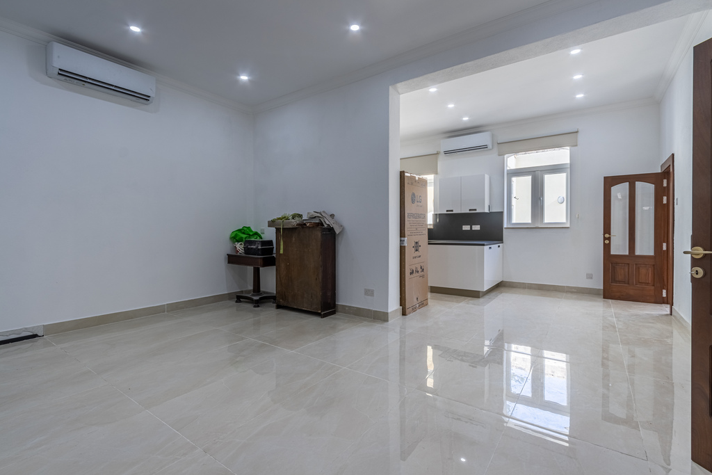 Naxxar_townhouse_for_sale-safe_neighbourhood-oyster_christie's