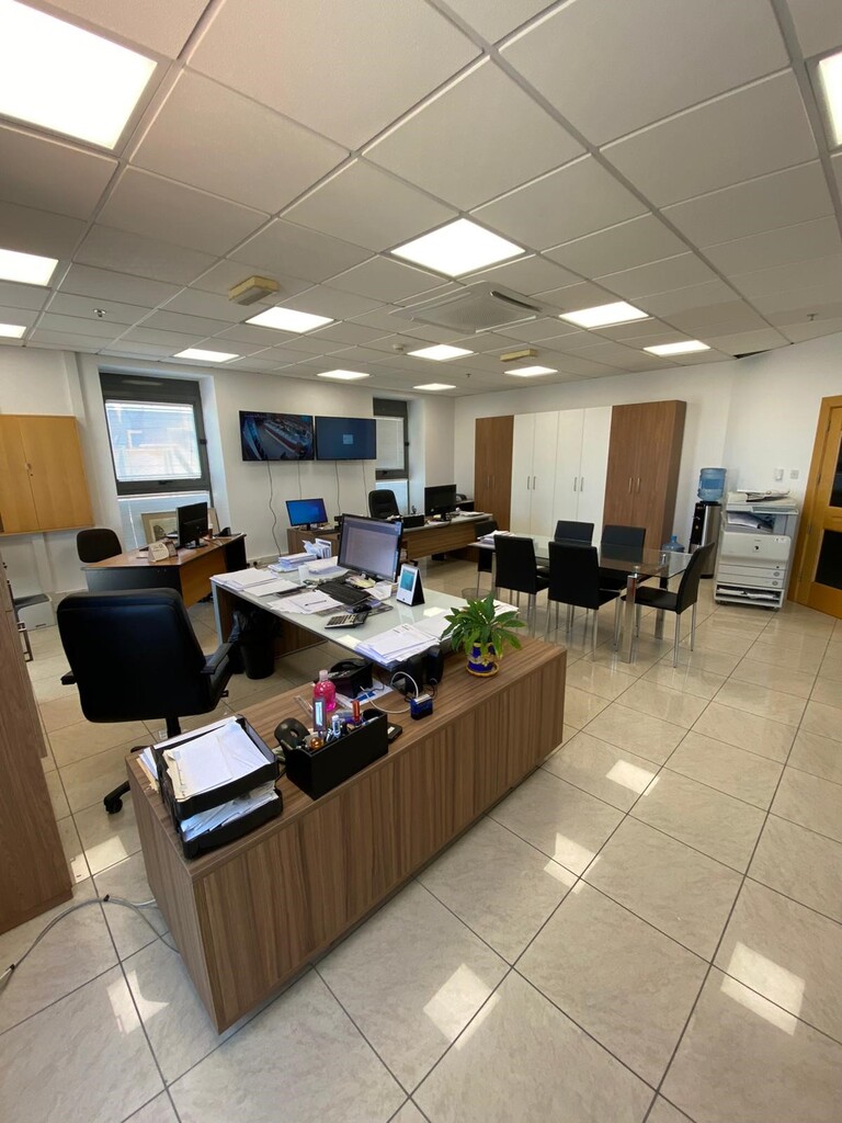 Portomaso-office-to-let-3