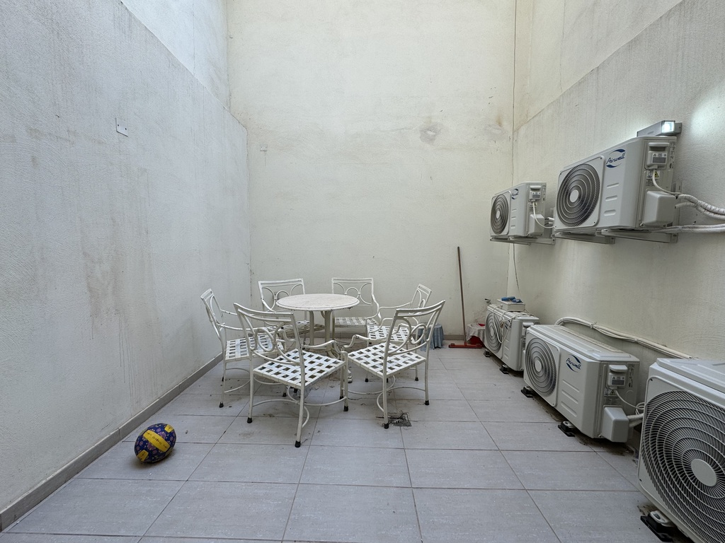 St Julians Furnished Office's Image 7