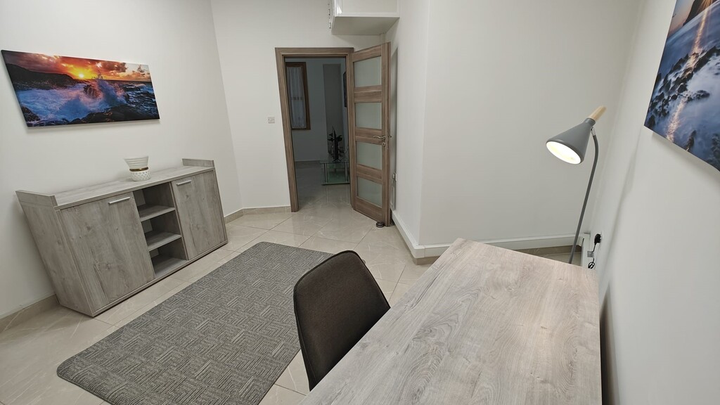 Sliema Furnished Apartment's Image 7