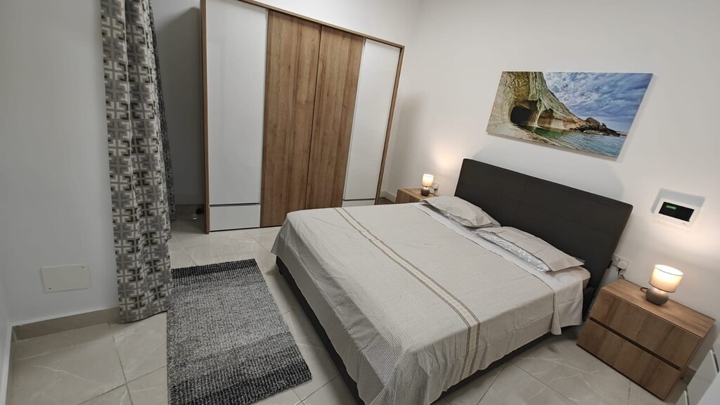 Sliema Furnished Apartment's Image 4