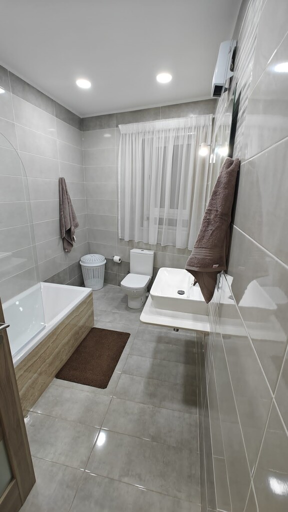 Sliema Furnished Apartment's Image 9