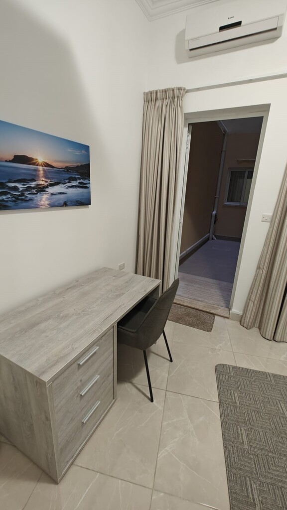 Sliema Furnished Apartment's Image 8