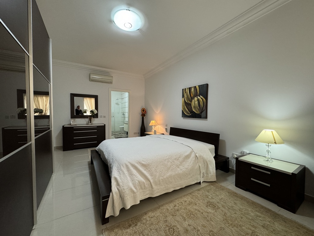Sliema Furnished Apartment's Image 6