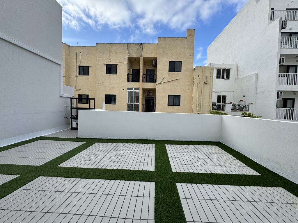 Swieqi Furnished Duplex Maisonette's Image 5