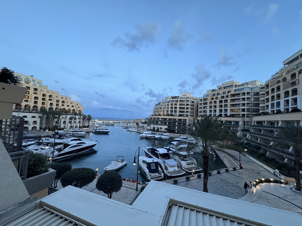 Portomaso_apartment_for_sale-sunny_climate-oyster_christie's