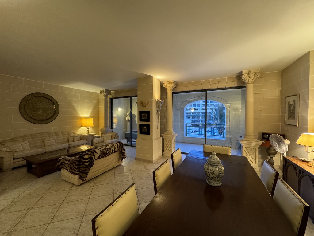Portomaso Marina Seaview Apartment's Image 3