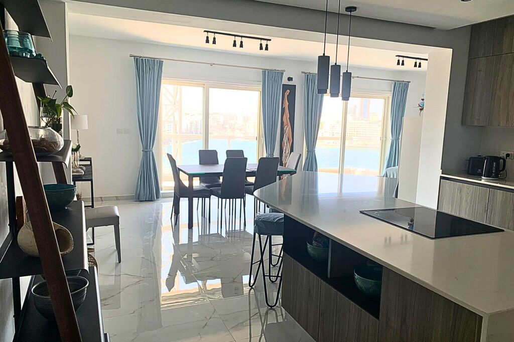 Sliema Seafront Apartment's Image 3