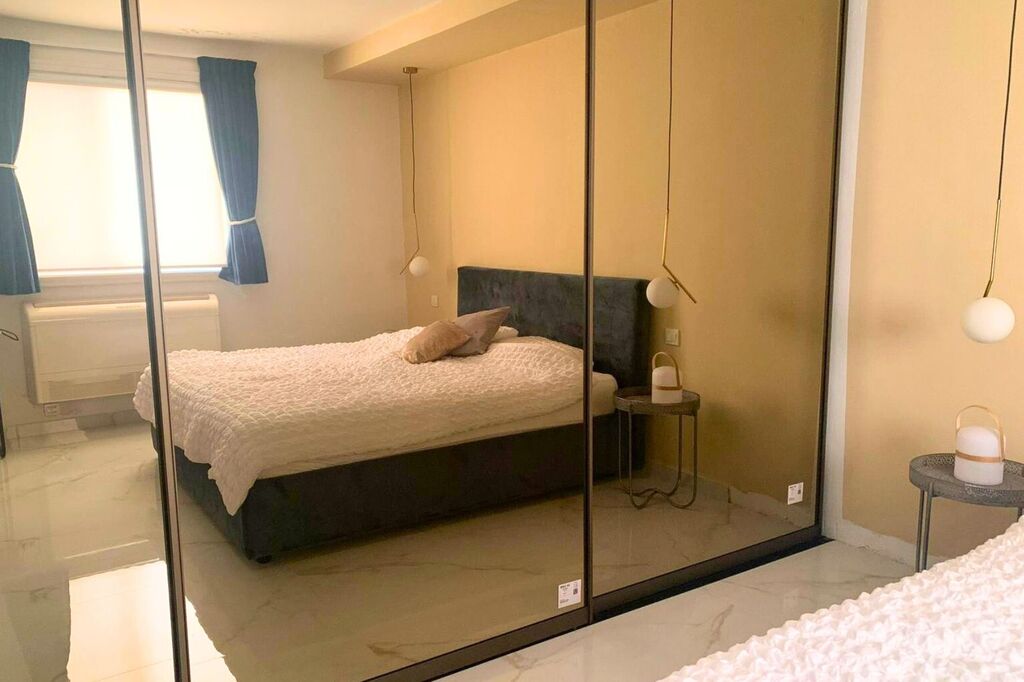 Sliema Seafront Apartment's Image 10