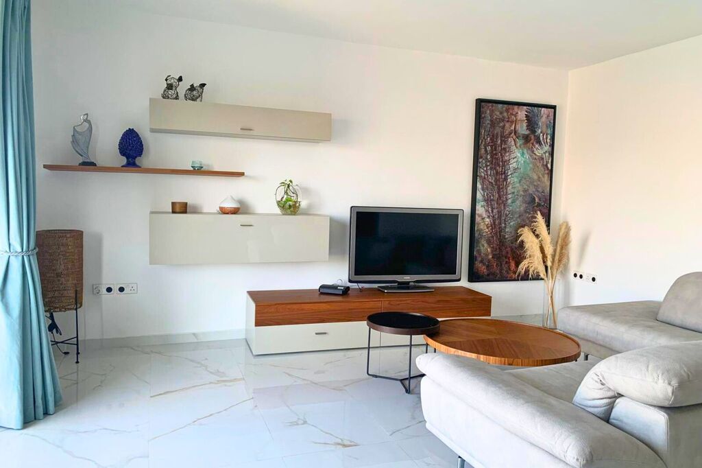 Sliema Seafront Apartment's Image 5