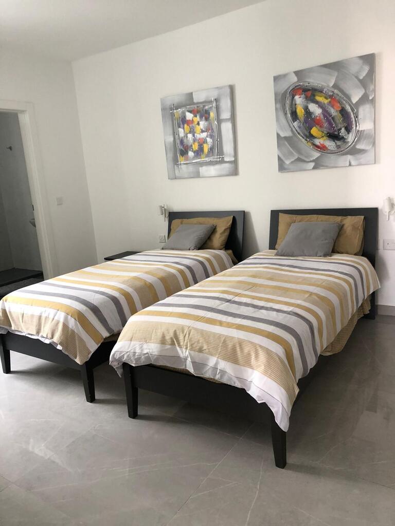 Gzira Furnished Apartment's Image 7