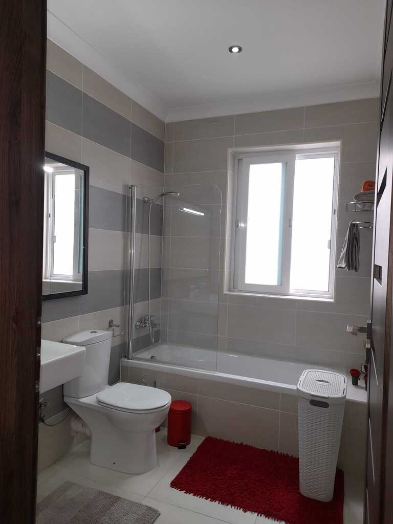 Gzira Furnished Apartment's Image 7