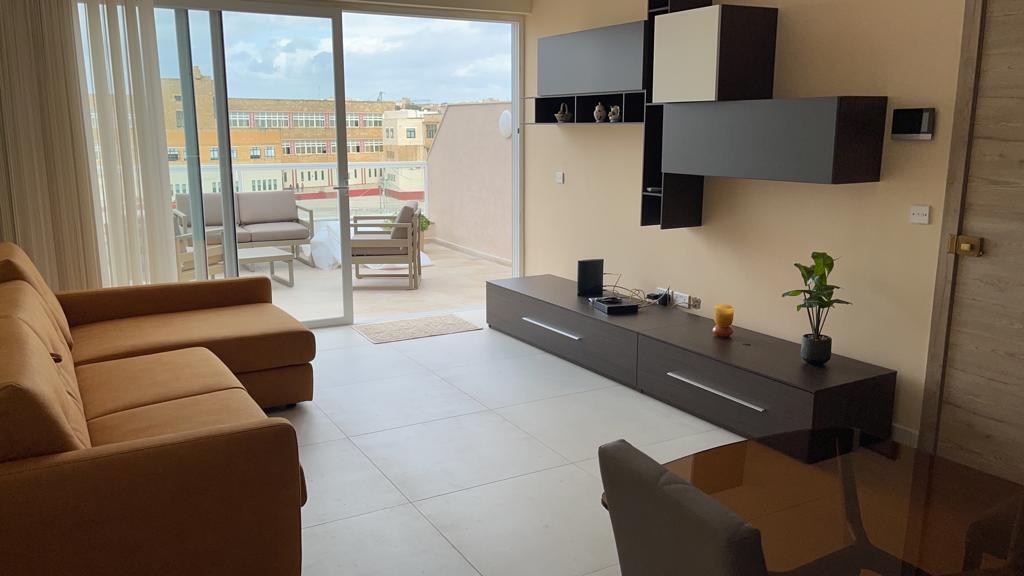 P_006965_Msida-penthouse-to-let-