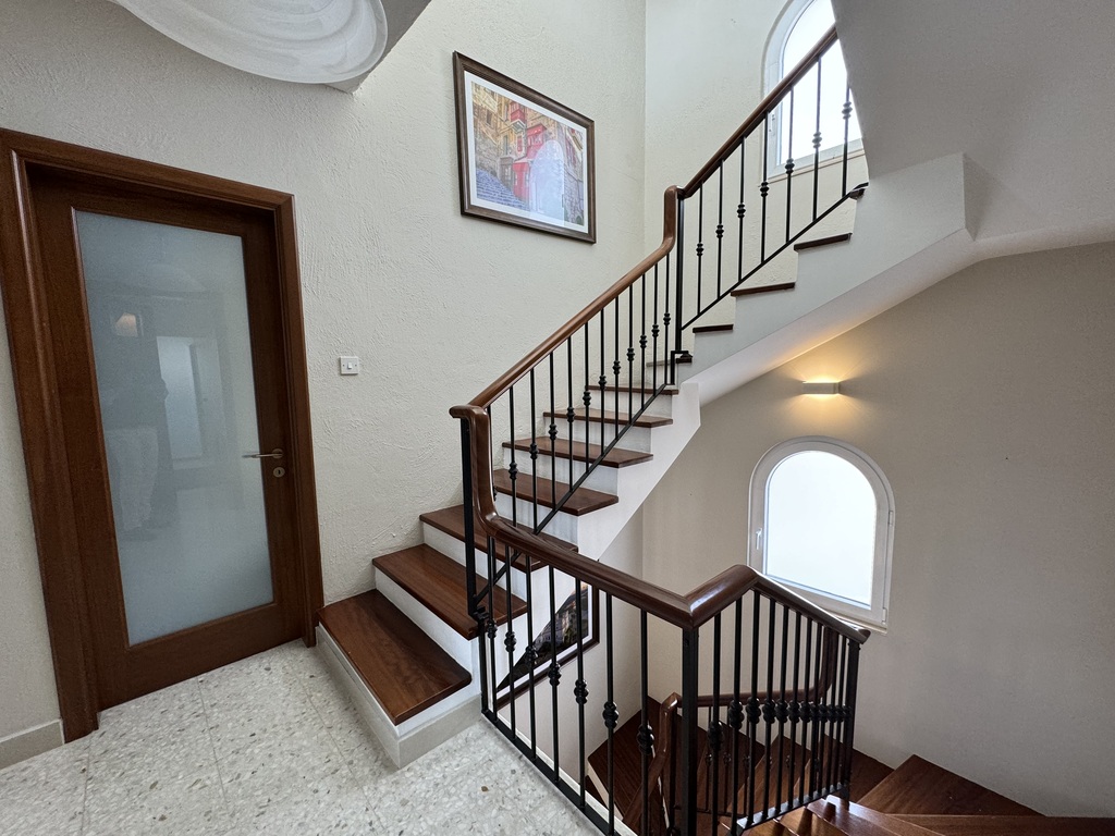 San Gwann Furnished Detached Villa's Image 7